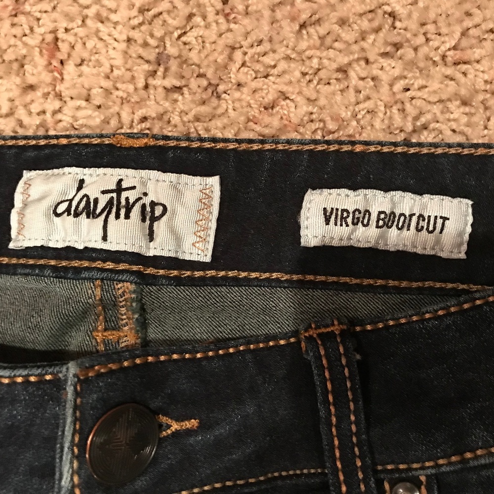 Daytrip Virgo Jeans Size 26L - Picture 2 of 5